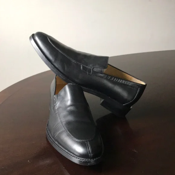 ??Cole Haan Plain front black size 8M Slip On Loafer  display picture 2